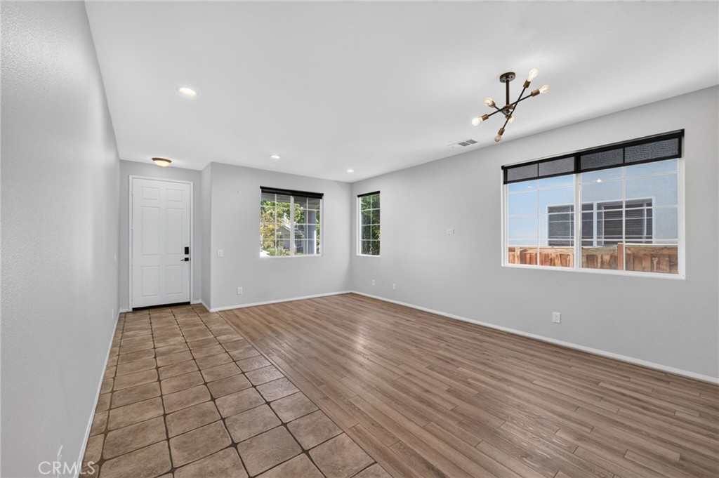 45308 Escalon Street Property Photo 9