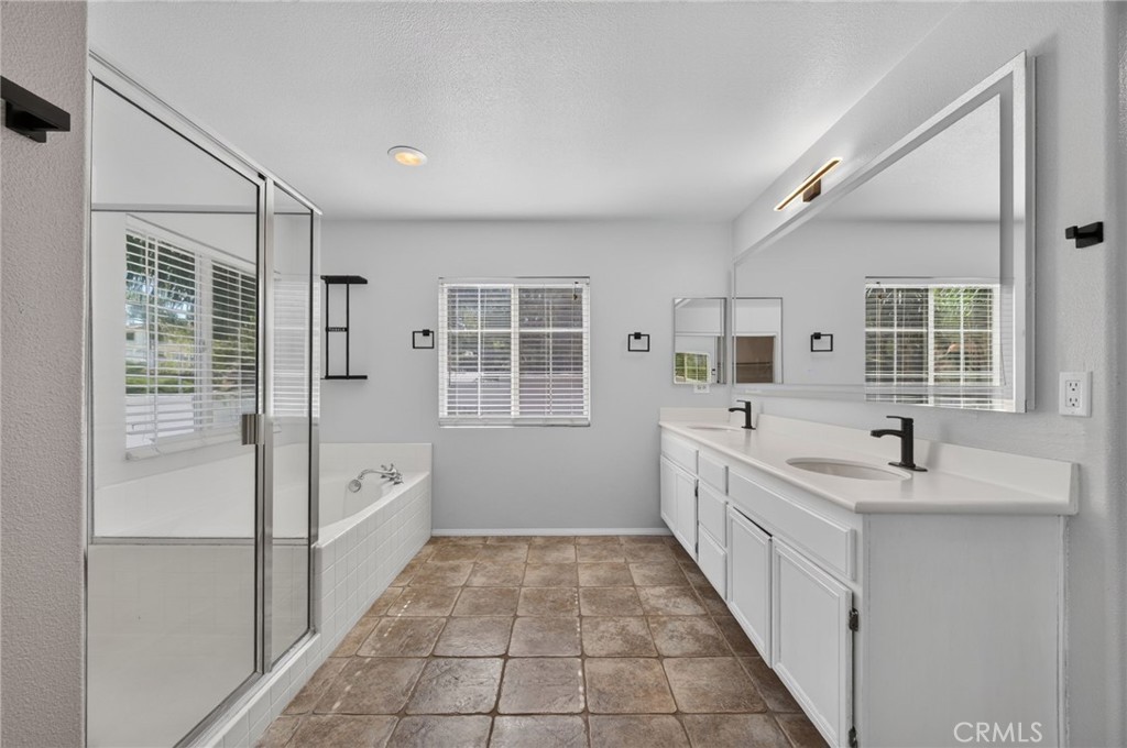 45308 Escalon Street Property Photo 29