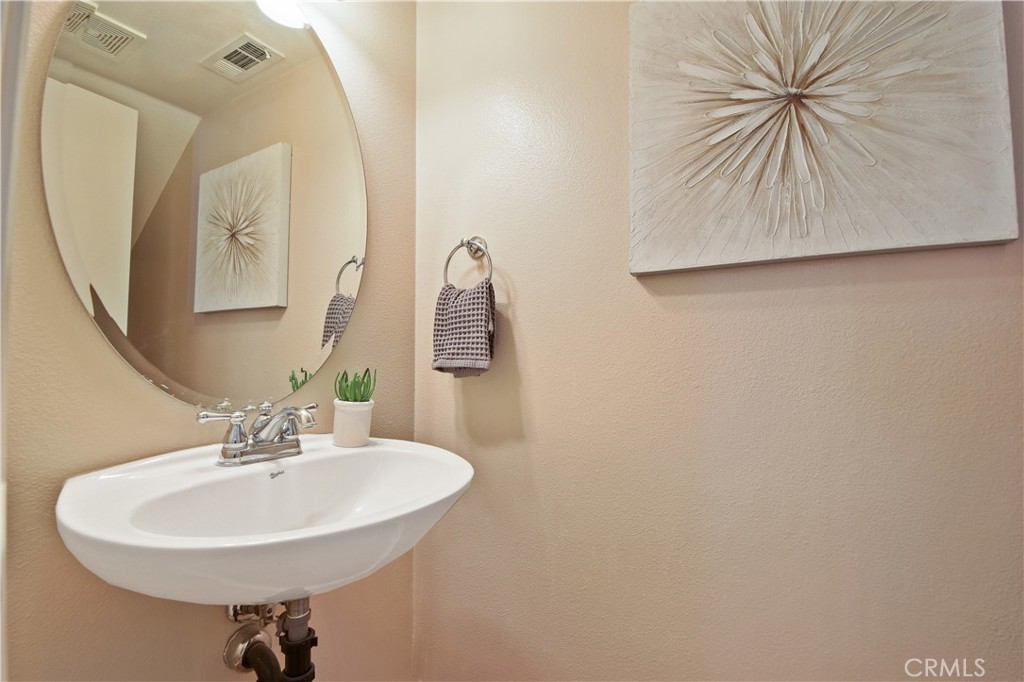 1445 Edelweiss Property Photo 11