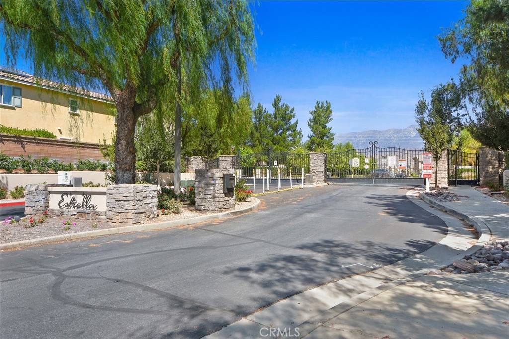 1445 Edelweiss Property Photo 30