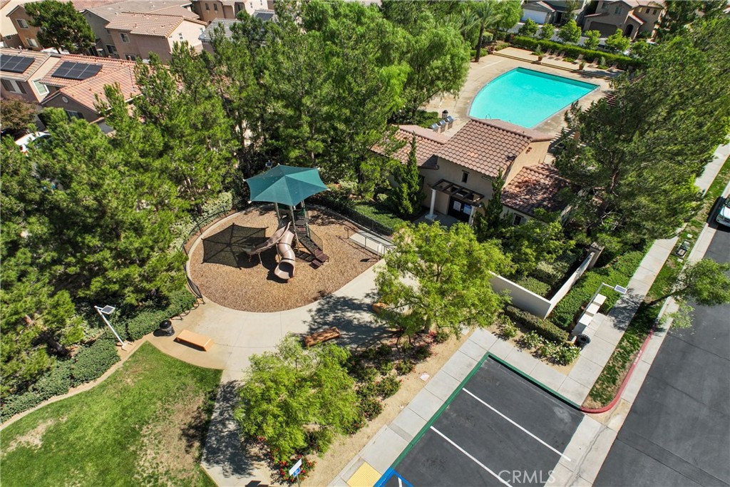 1445 Edelweiss Property Photo 31