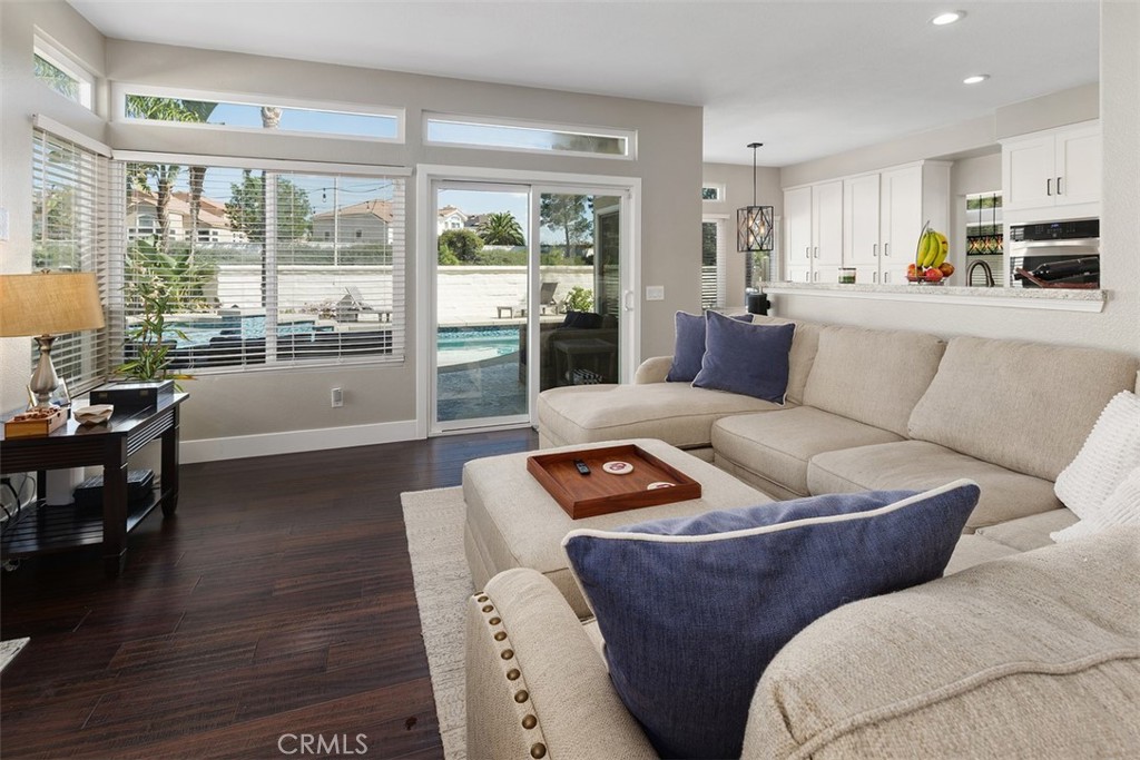 45794 Corte Lerma Property Photo 11