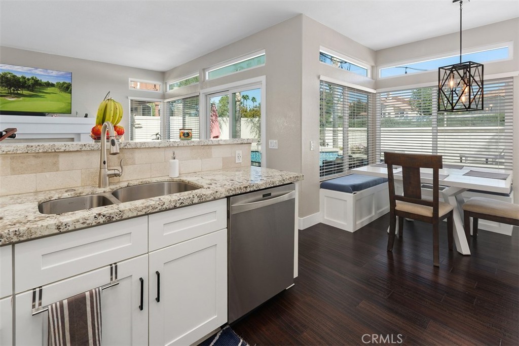45794 Corte Lerma Property Photo 15