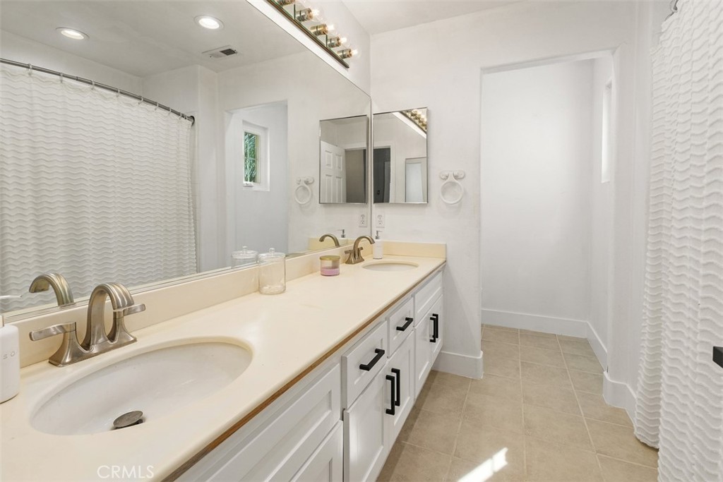 45794 Corte Lerma Property Photo 22