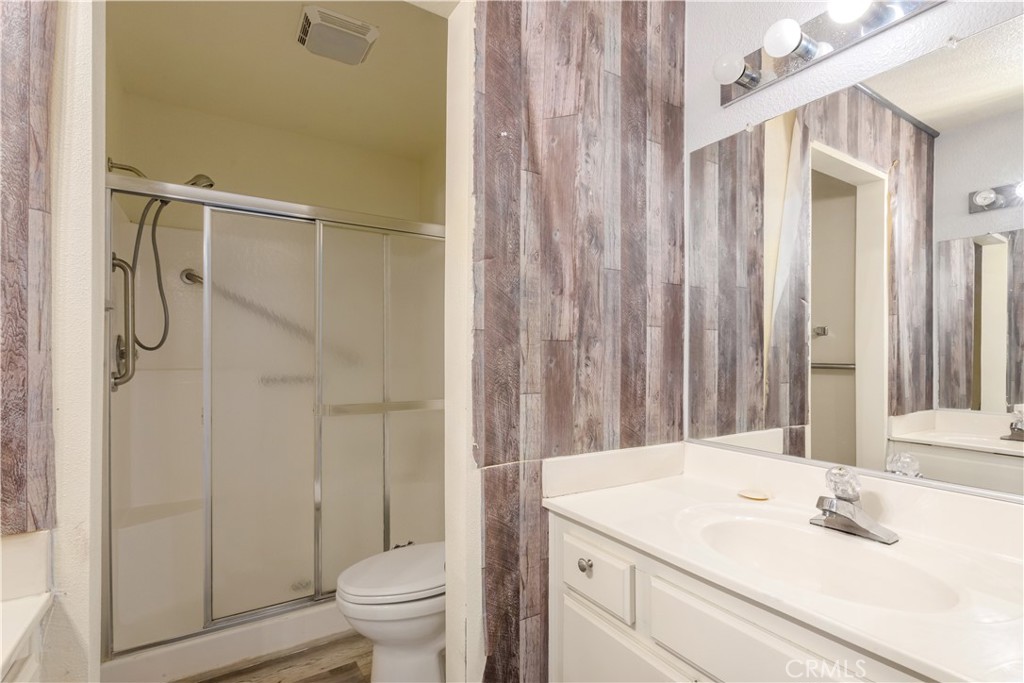 2750 La Paz Property Photo 14