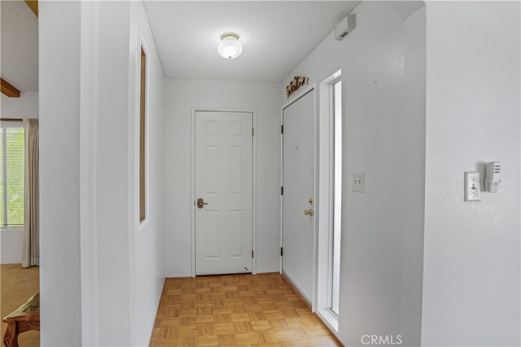 2525 Apple Tree Property Photo 6