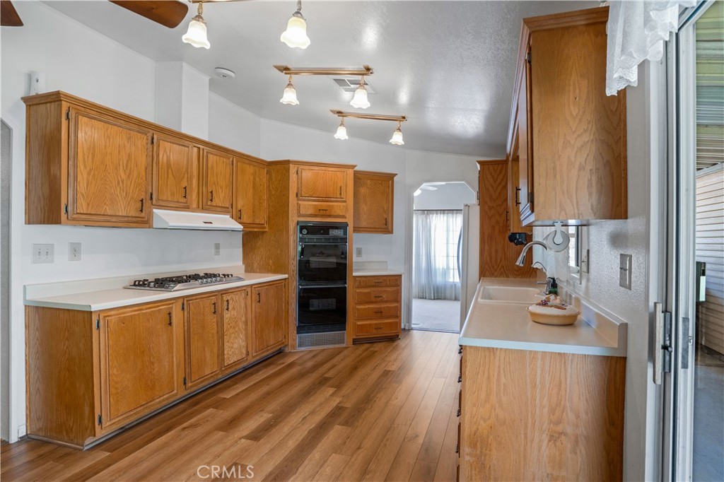 2525 Apple Tree Property Photo 11