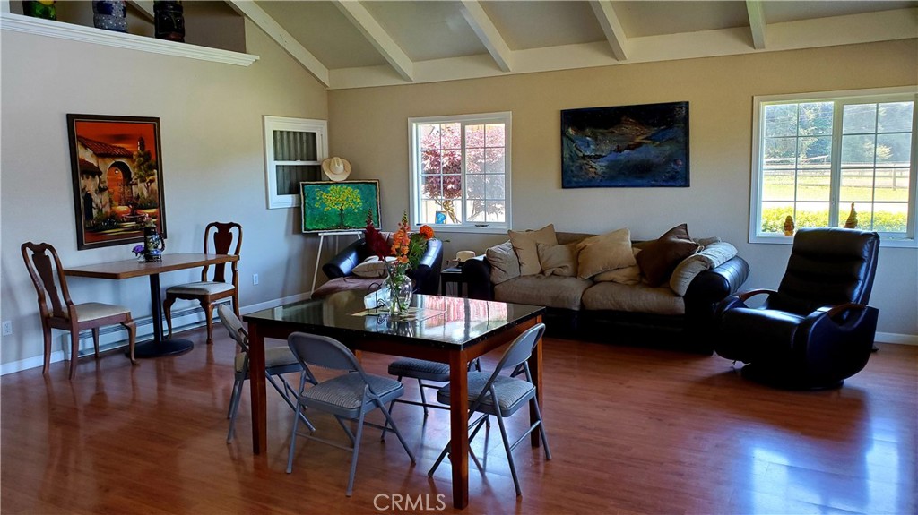 4415 Woods Lane Property Photo 25