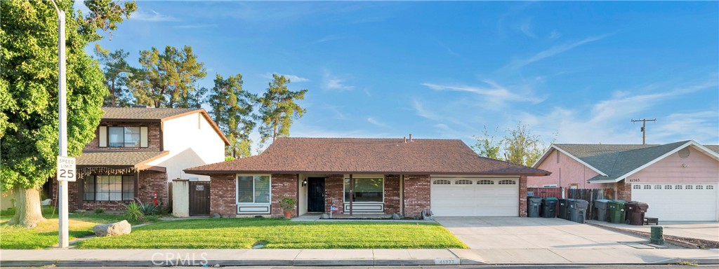 41777 Lomas Property Photo 3