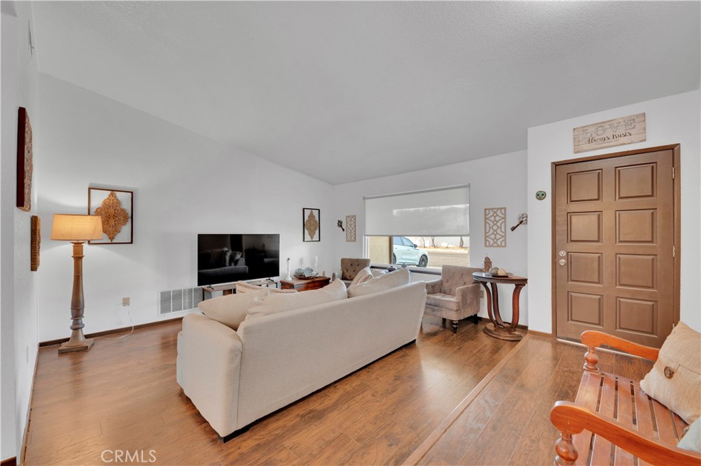41777 Lomas Property Photo 8