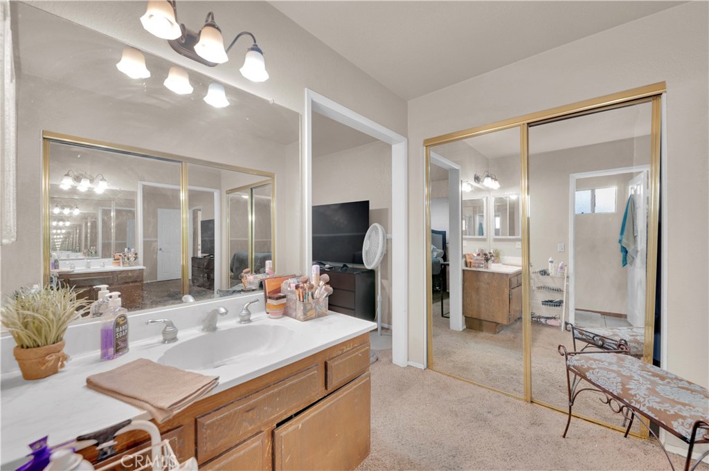 41777 Lomas Property Photo 15