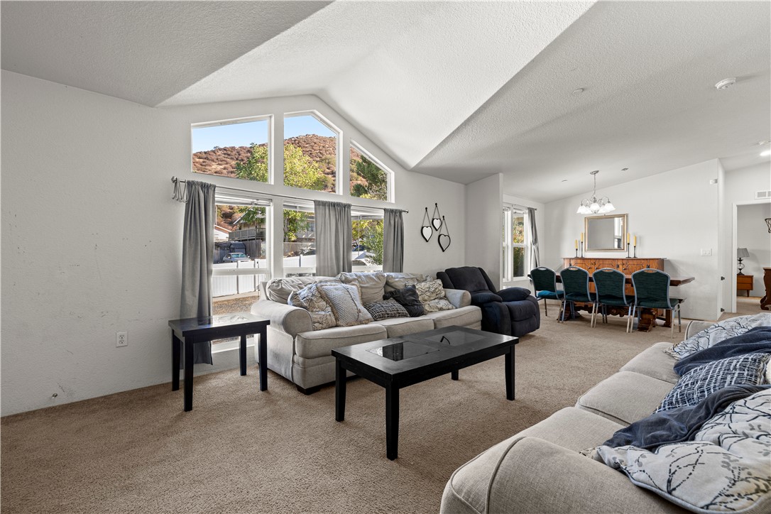 33201 Benner Street Property Photo 4