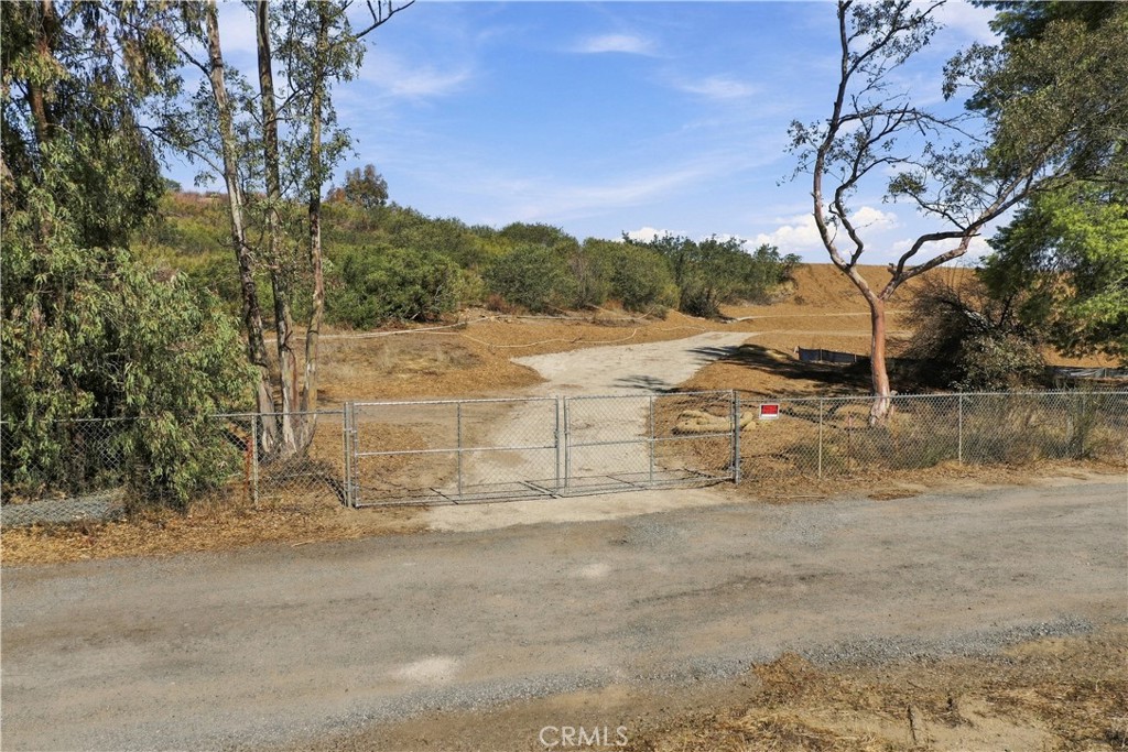 46161 Anza Road Property Photo 5