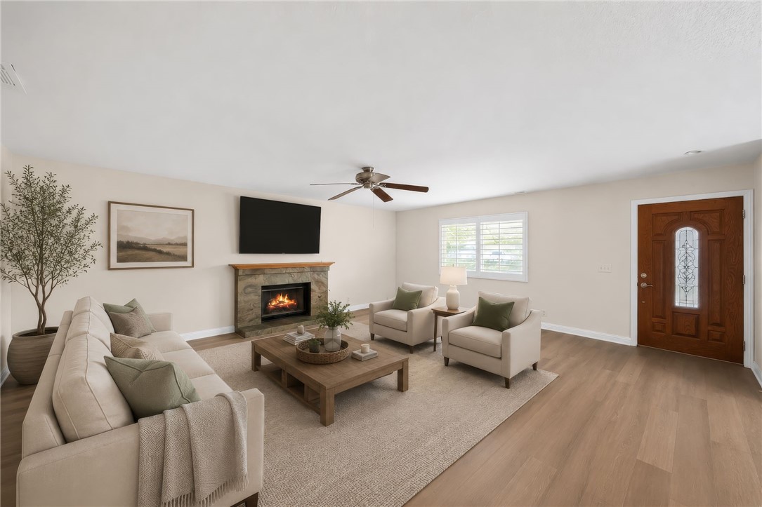 21478 Maple Street Property Photo 5