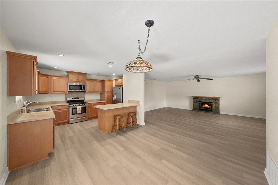 21478 Maple Street Property Photo 8