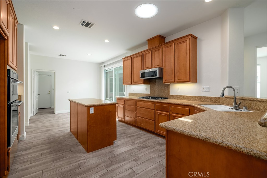 30394 Mirassou Circle Property Photo 13