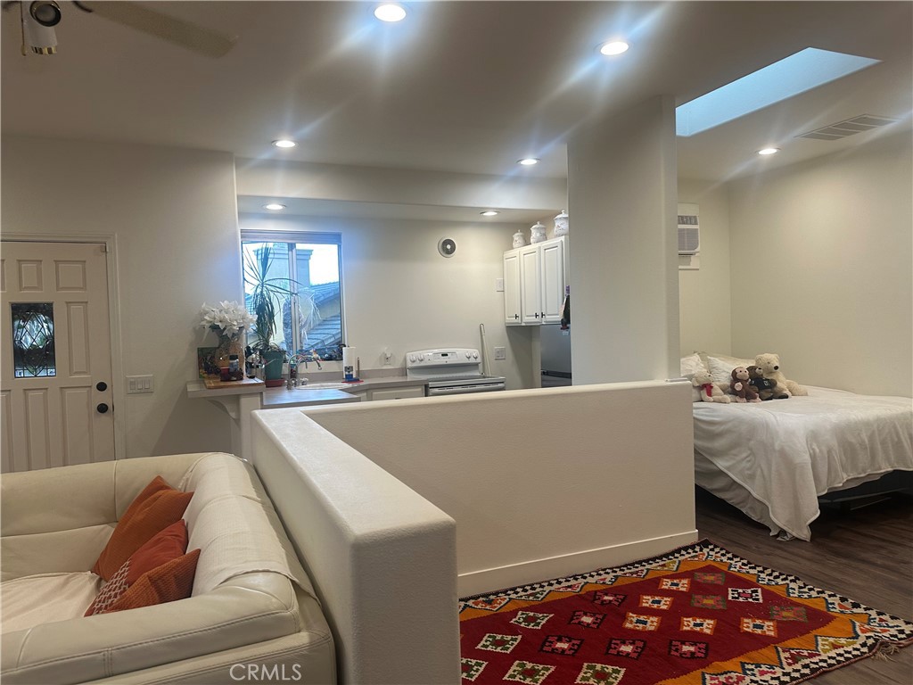 1145 Sea Larke Property Photo 4