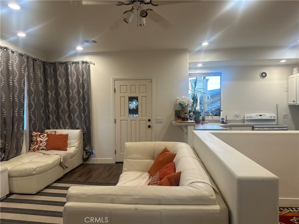 1145 Sea Larke Property Photo 5