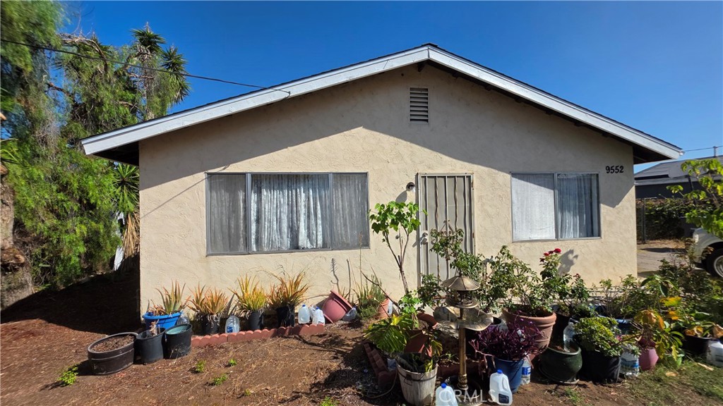 9552 Danancy Court Property Photo 1
