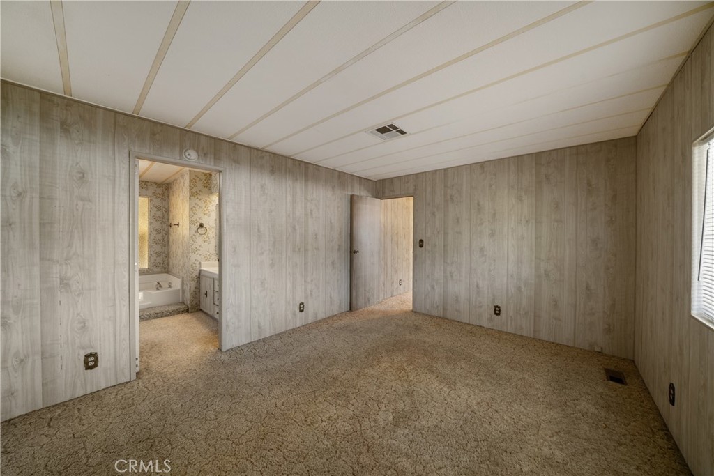 32600 State Highway 74 63 Property Photo 12
