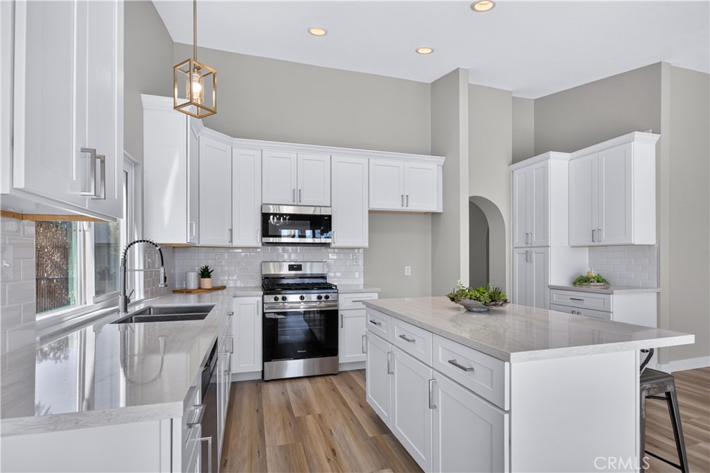 33050 Sangston Property Photo 15