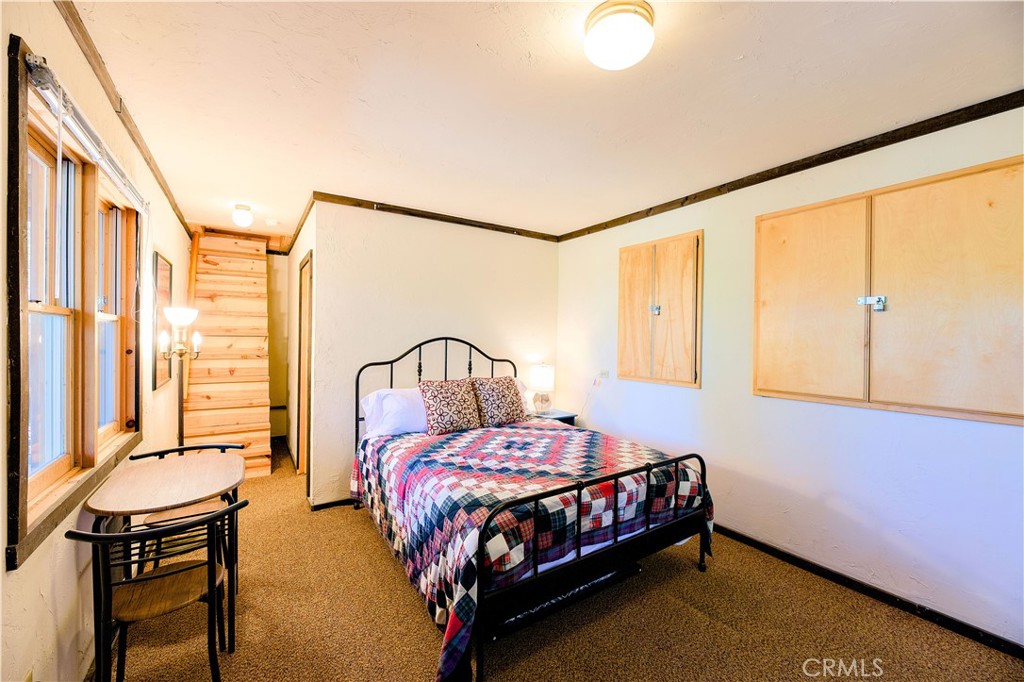 25121 Pine Cove Rd Property Photo 6