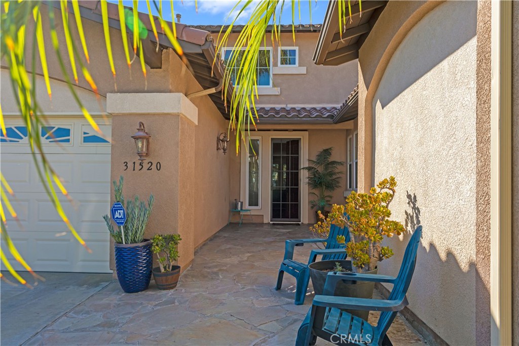 31520 Champions Circle Property Photo 6