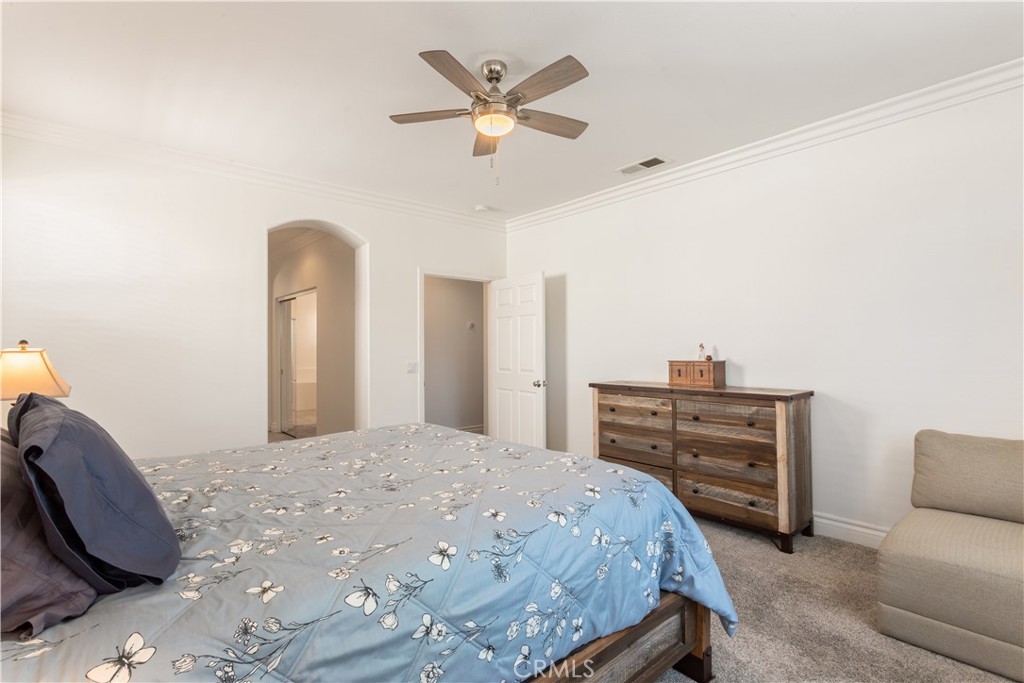 31520 Champions Circle Property Photo 17