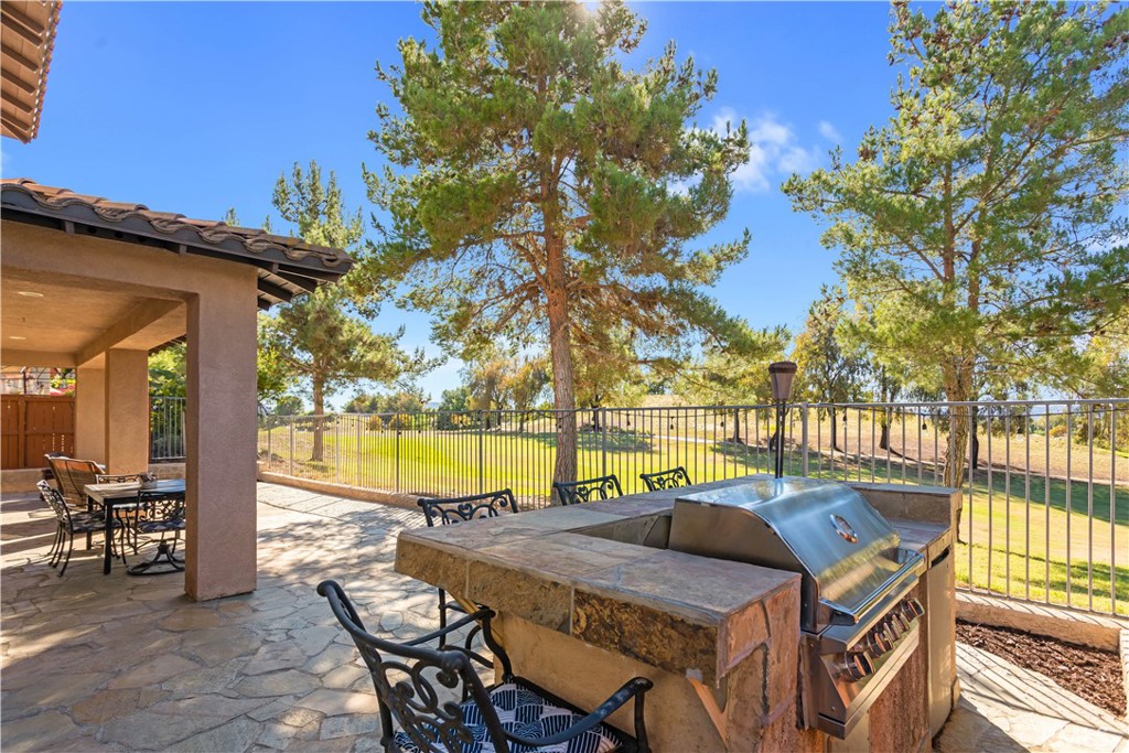 31520 Champions Circle Property Photo 37