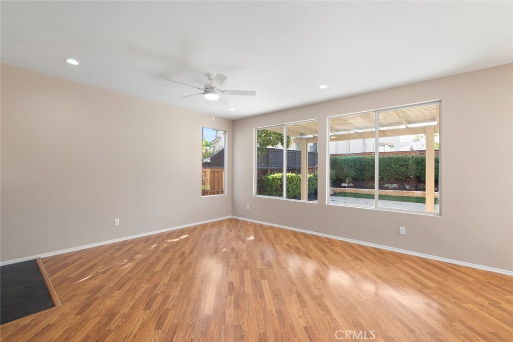 39726 Ashland Way Property Photo 13