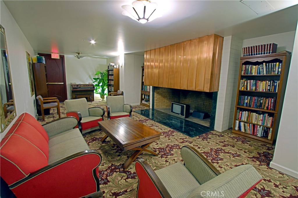 140 Linden Property Photo 11