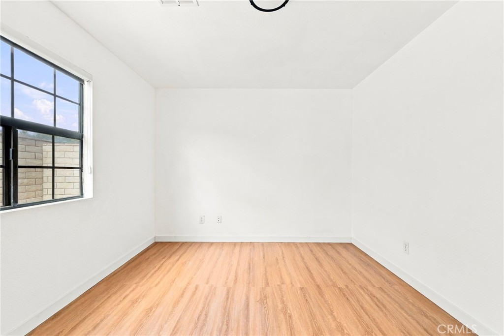 9751 Brookline Ave Property Photo 26