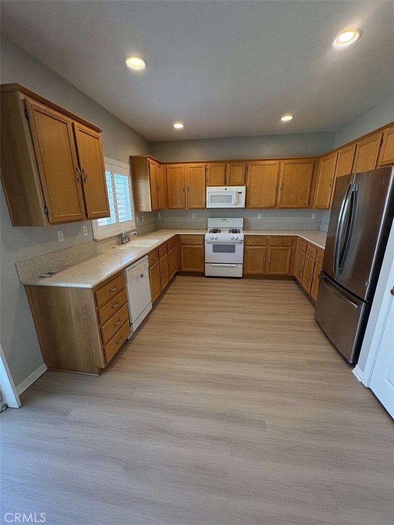 29258 Derby Property Photo 6