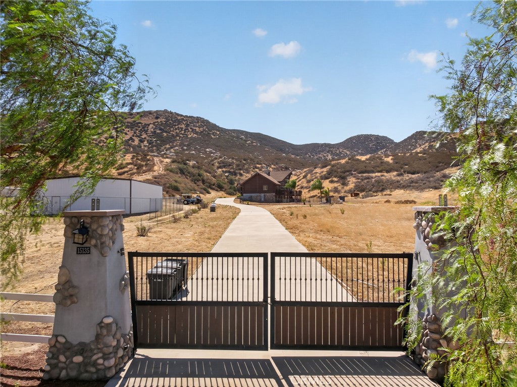 15135 Del Rita Property Photo 8