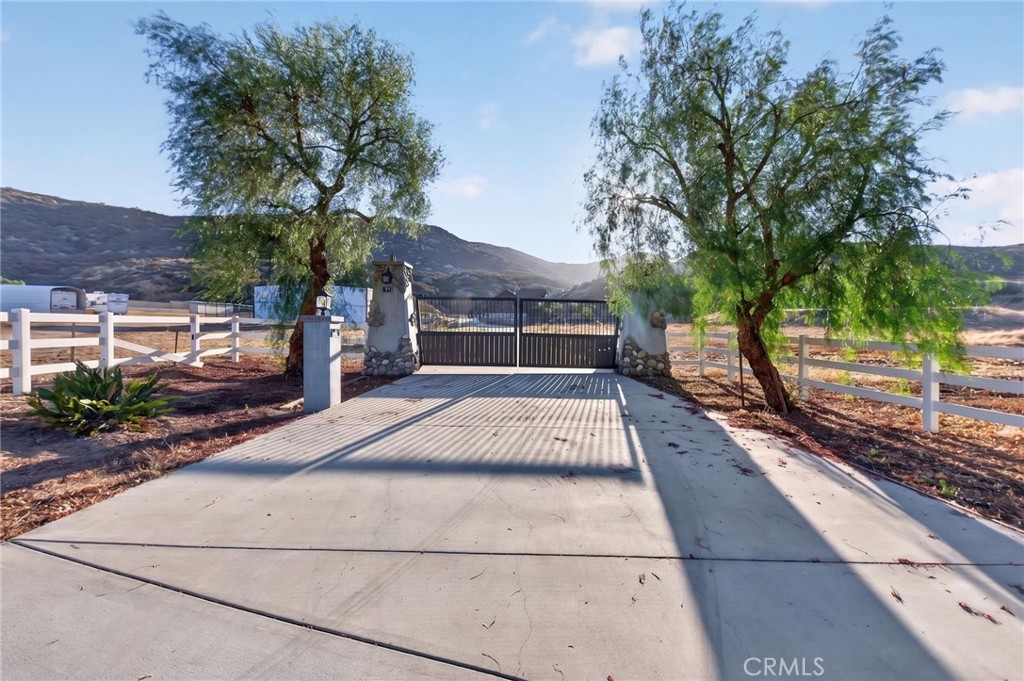 15135 Del Rita Property Photo 18
