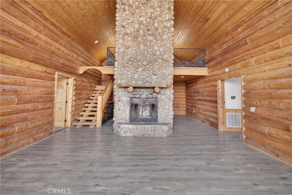 15135 Del Rita Property Photo 24