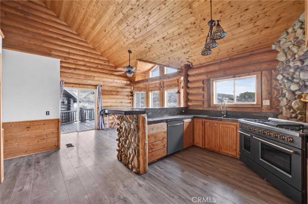 15135 Del Rita Property Photo 25