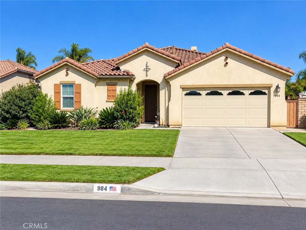 984 Paintbrush Property Photo 1