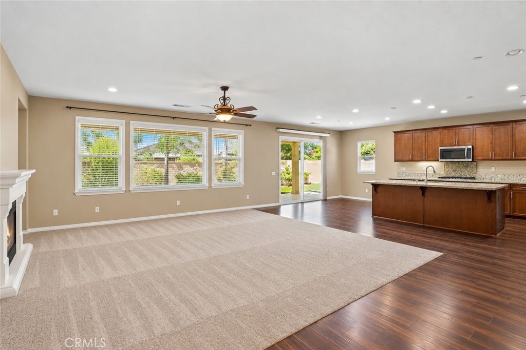 35055 Painted Rock Street Property Photo 12