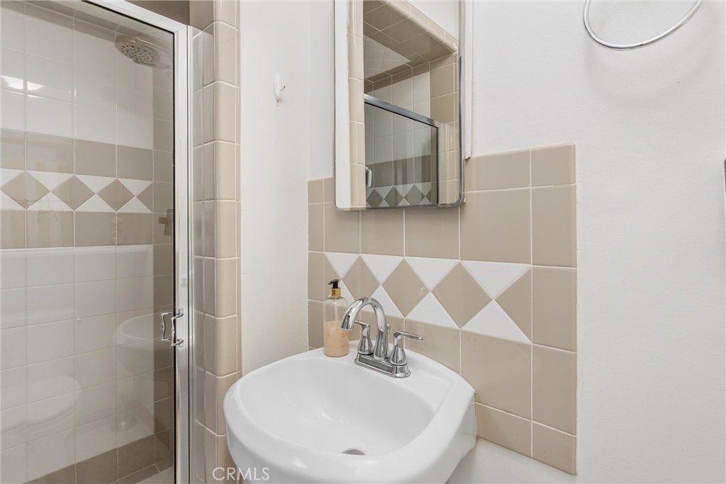 1306 Garden Property Photo 20