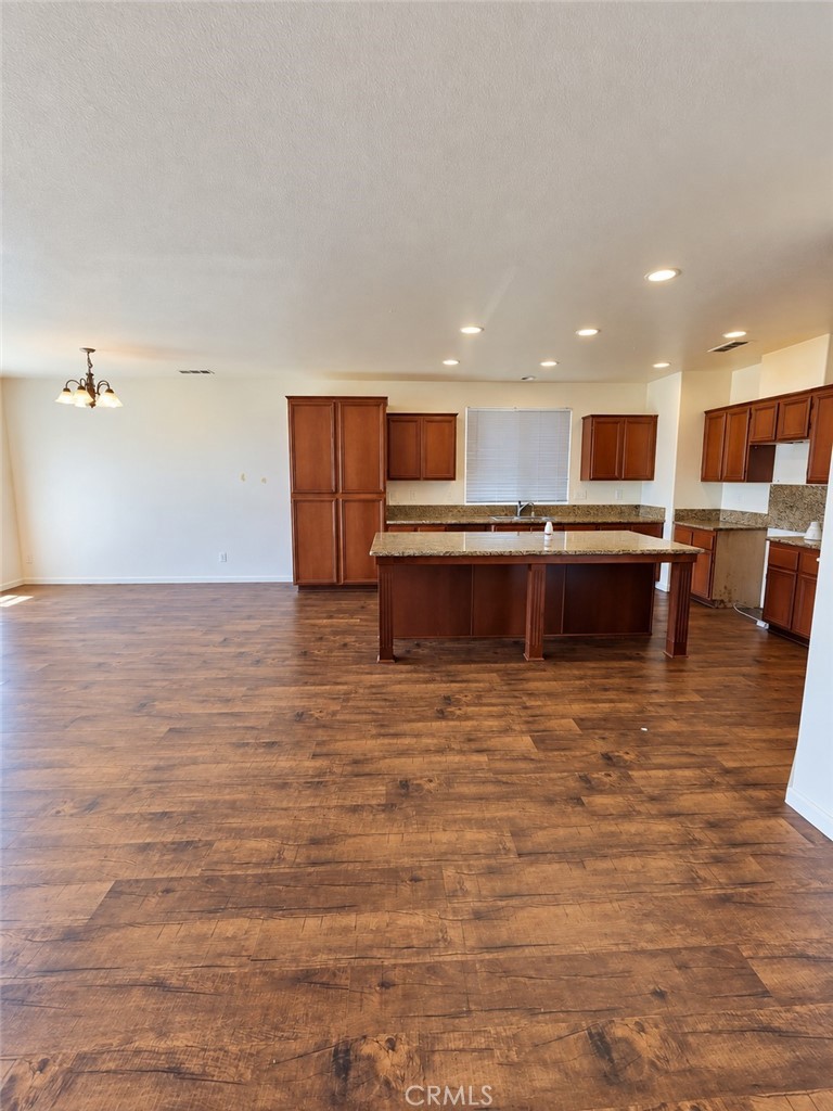15255 Riverview Property Photo 5