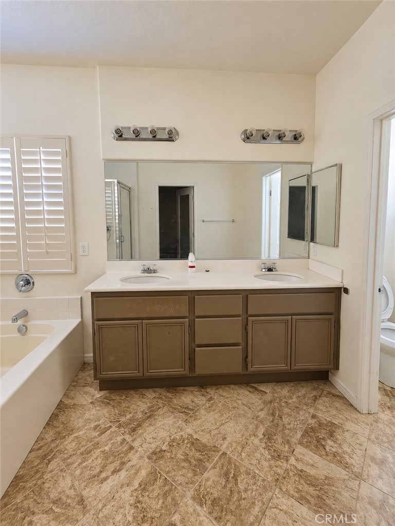 15255 Riverview Property Photo 12