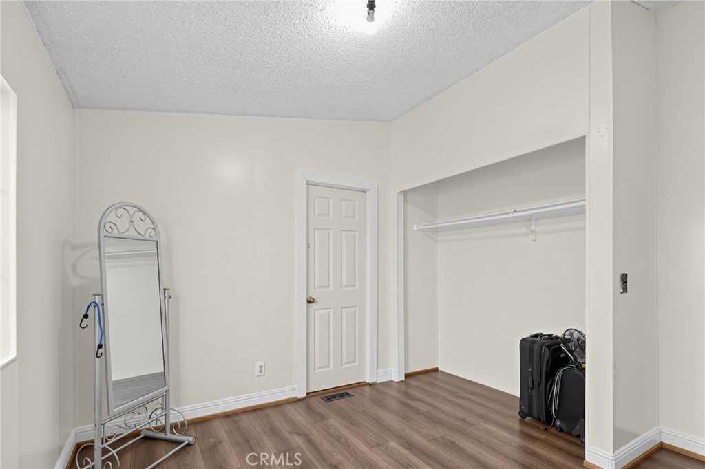 1931 E Meats Ave Property Photo 10