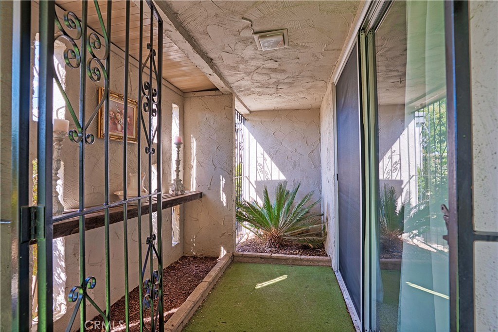 28372 Paseo Grande Property Photo 28