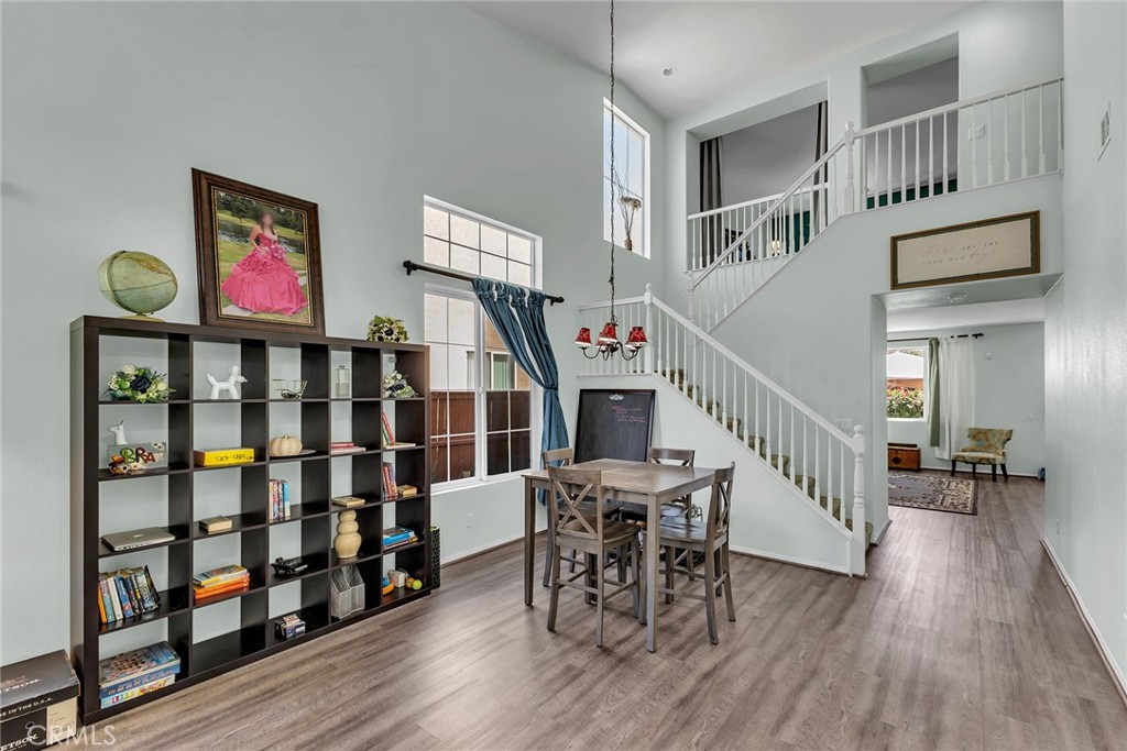 3863 Bluff Street Property Photo 5