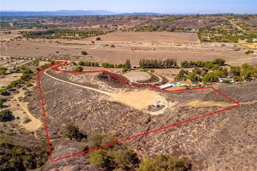 38038 Pauba Road Property Photo 1