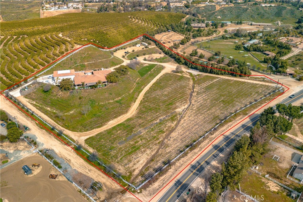 40230 De Portola Road Property Photo 3