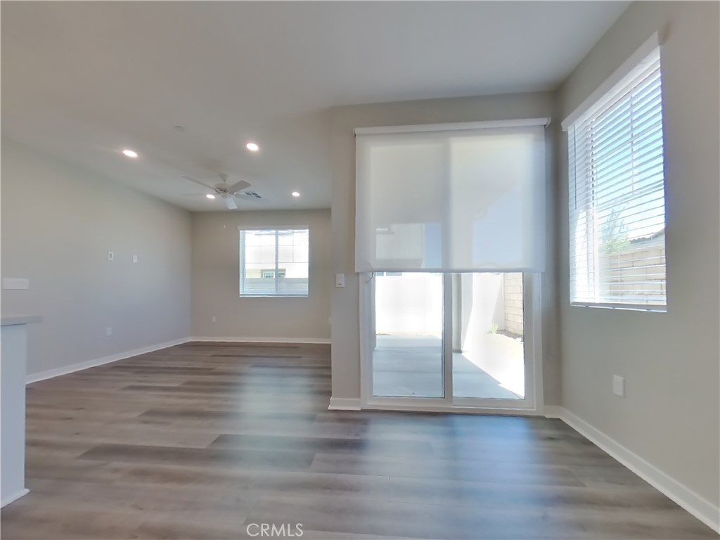 31726 Luther Drive Property Photo 3