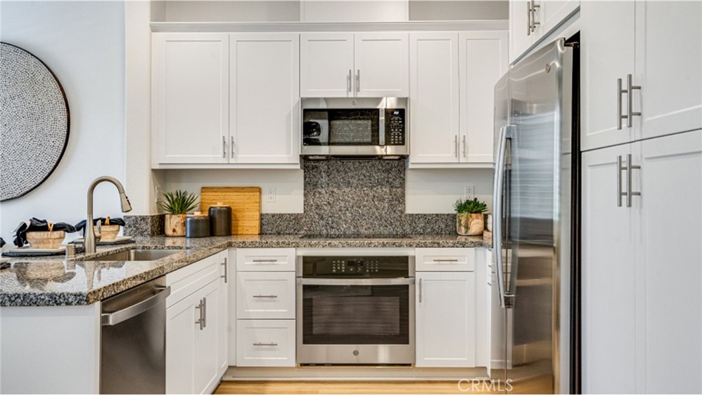 4225 S Gasly Paseo Property Photo 3