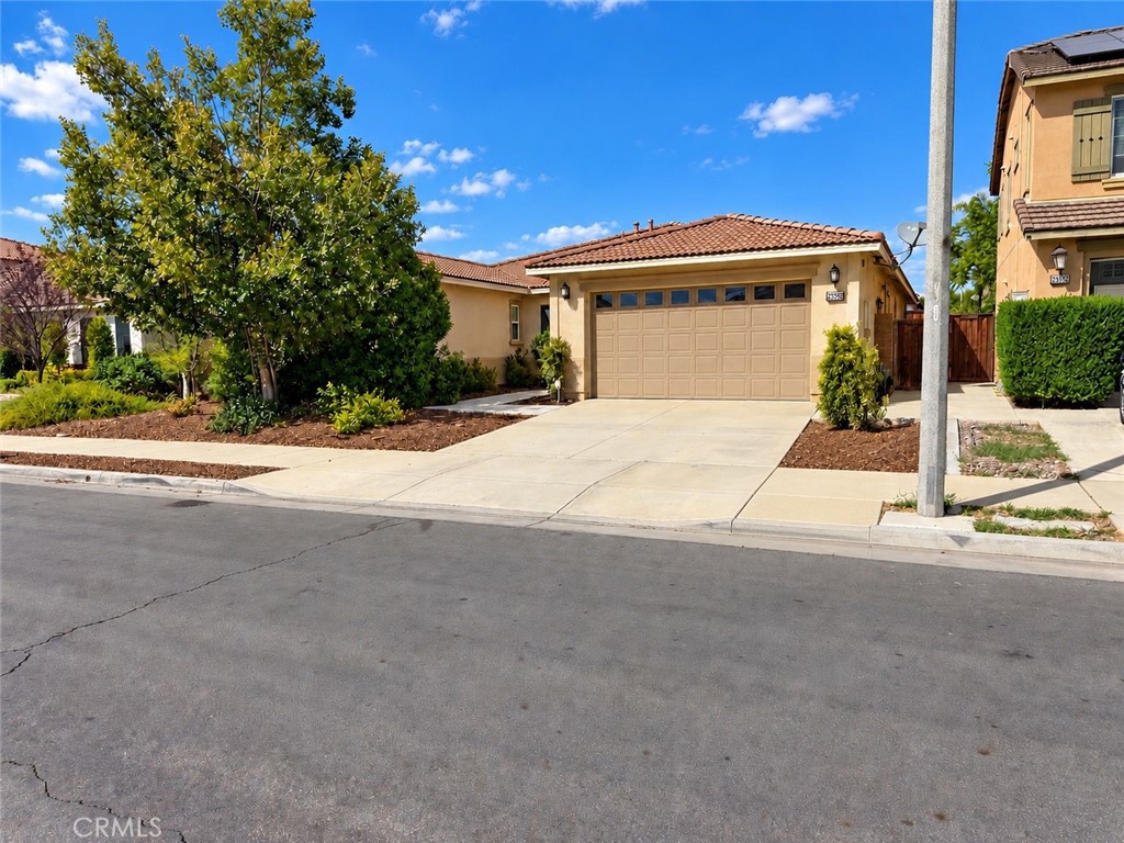 29938 Loy Property Photo 1